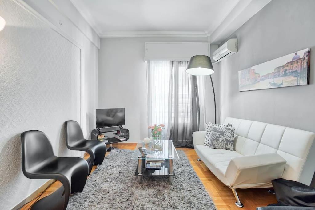 2Bdr Olympianzeus Apt With Netflix Athens Luaran gambar