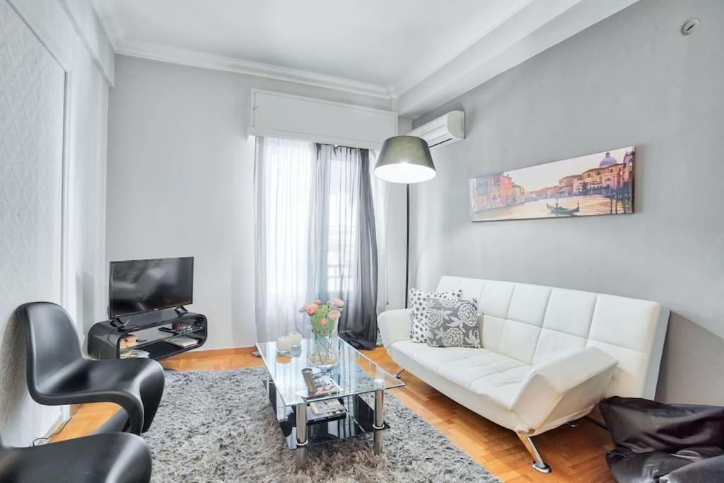 2Bdr Olympianzeus Apt With Netflix Athens Luaran gambar