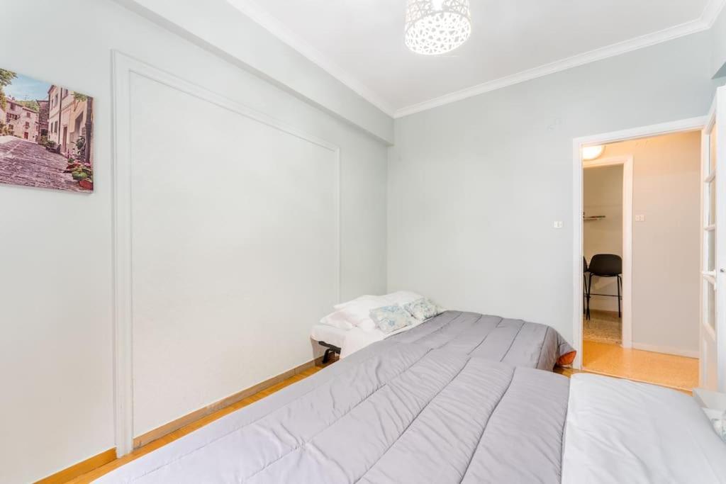 2Bdr Olympianzeus Apt With Netflix Athens Luaran gambar