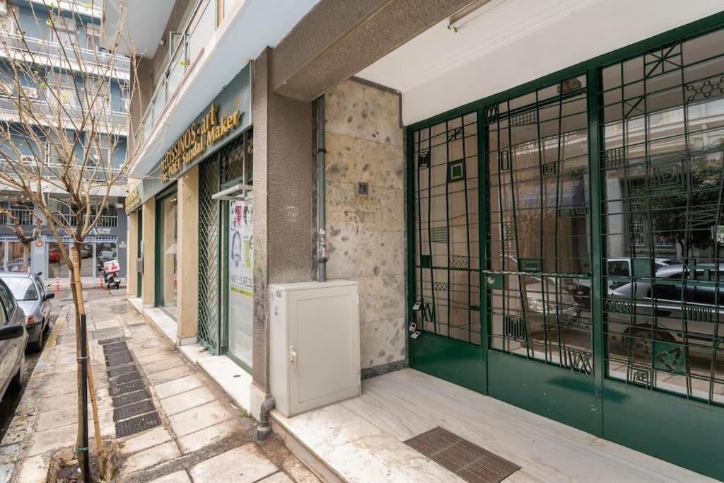 2Bdr Olympianzeus Apt With Netflix Athens Luaran gambar