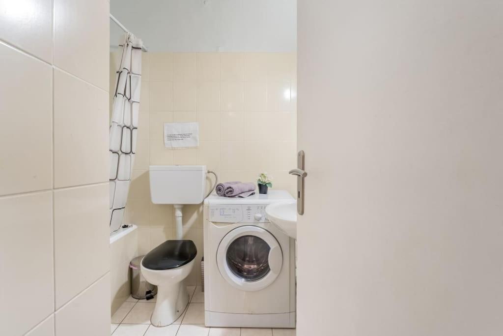 2Bdr Olympianzeus Apt With Netflix Athens Luaran gambar