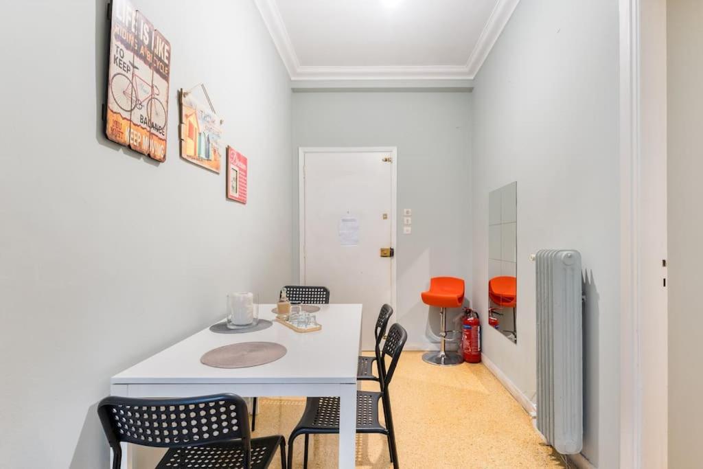 2Bdr Olympianzeus Apt With Netflix Athens Luaran gambar